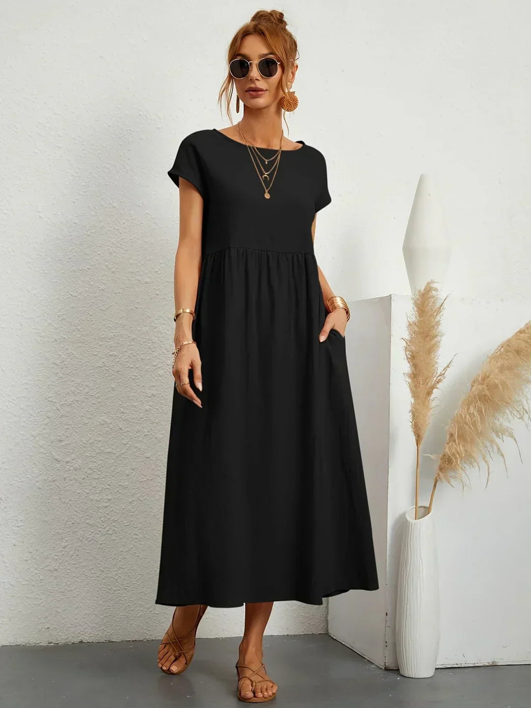 Amira | Elegant Midi Dress with Timeless Design