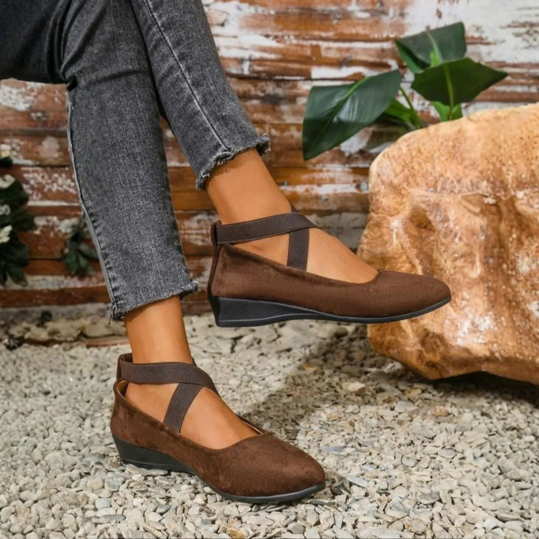 Luna | Closed Wedge Ballerina Shoes